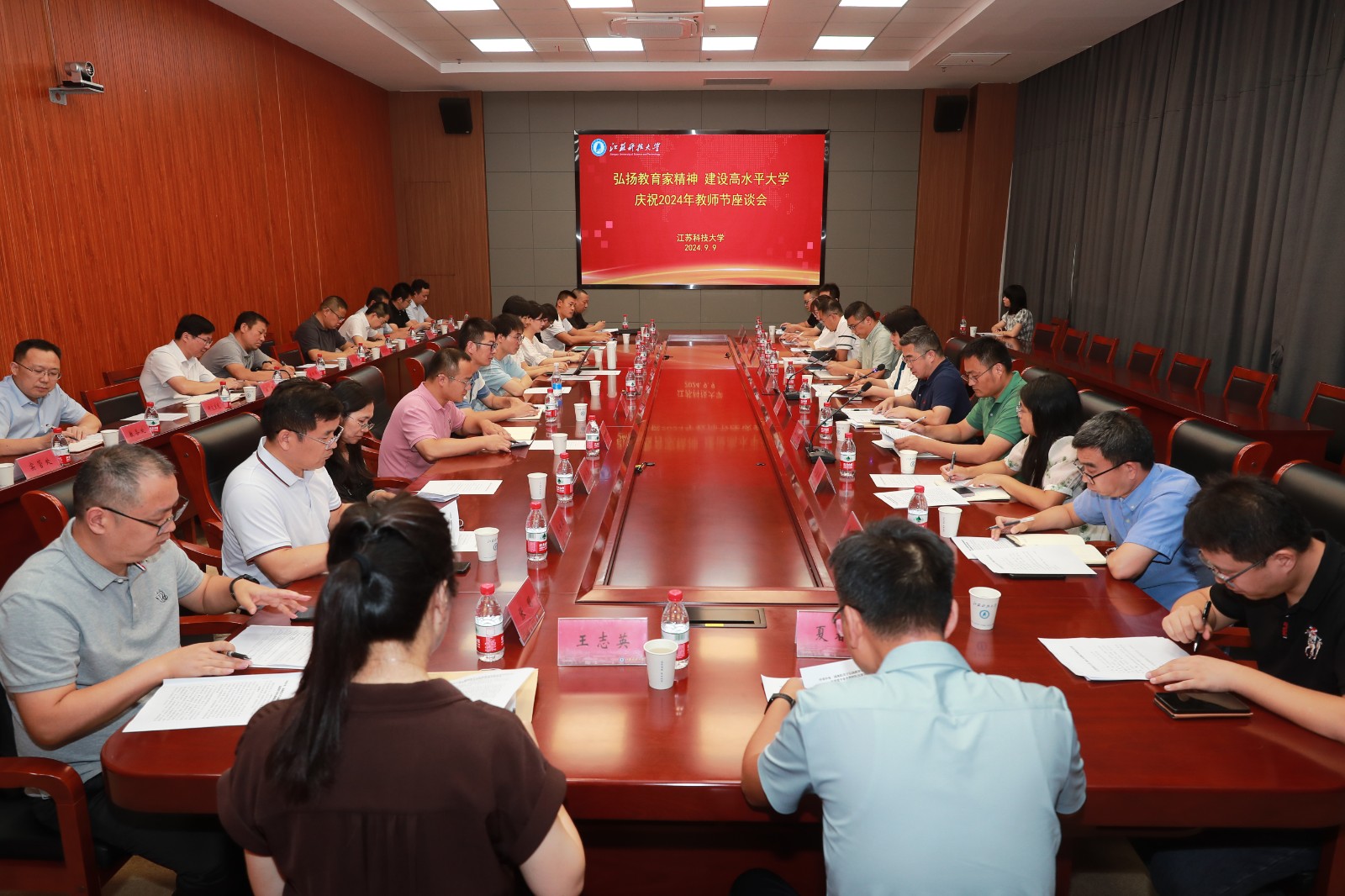 1725951858842308.jpg 1725951858842308.jpg