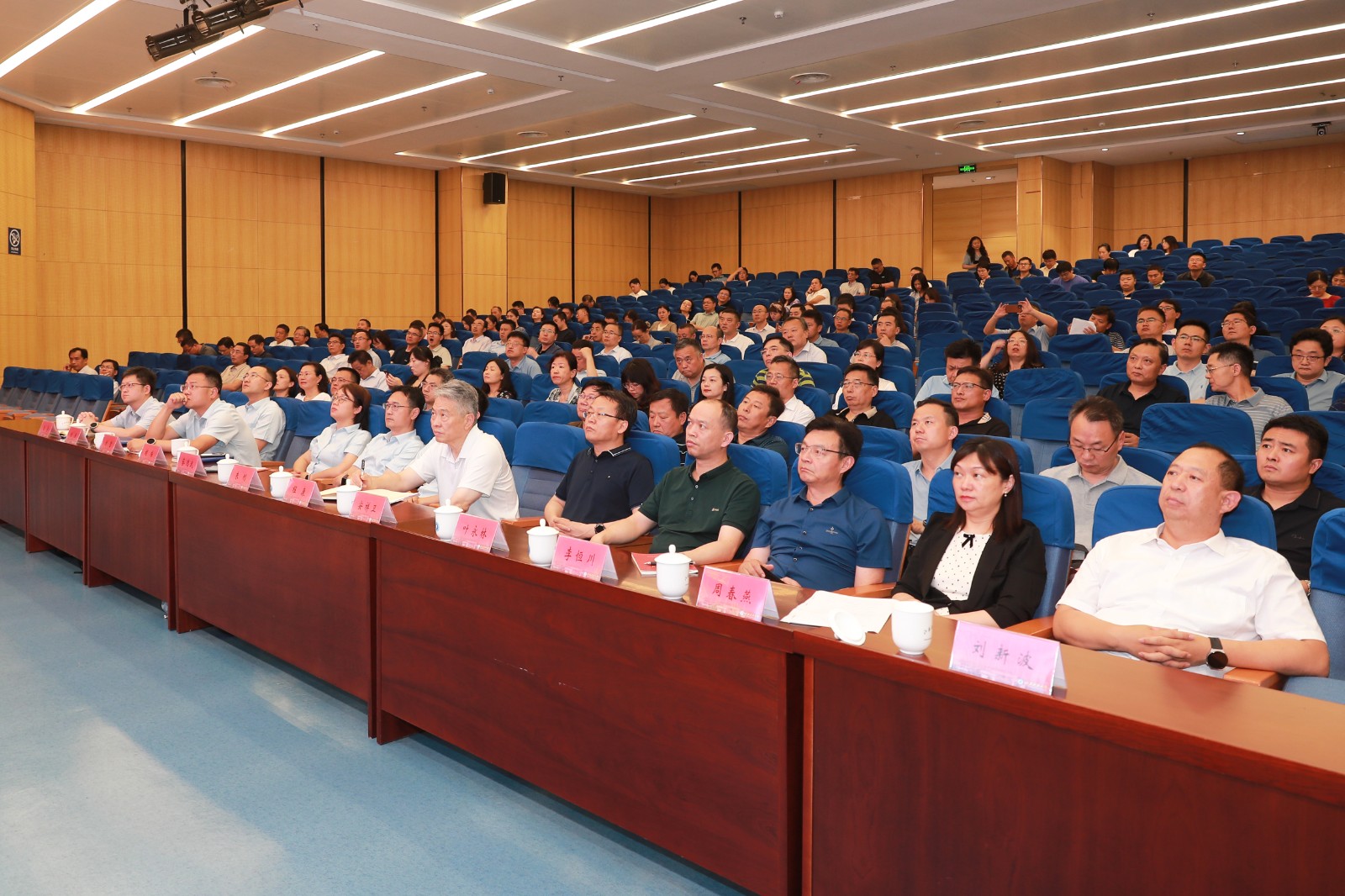 1718876019932751.jpg 1718876019932751.jpg