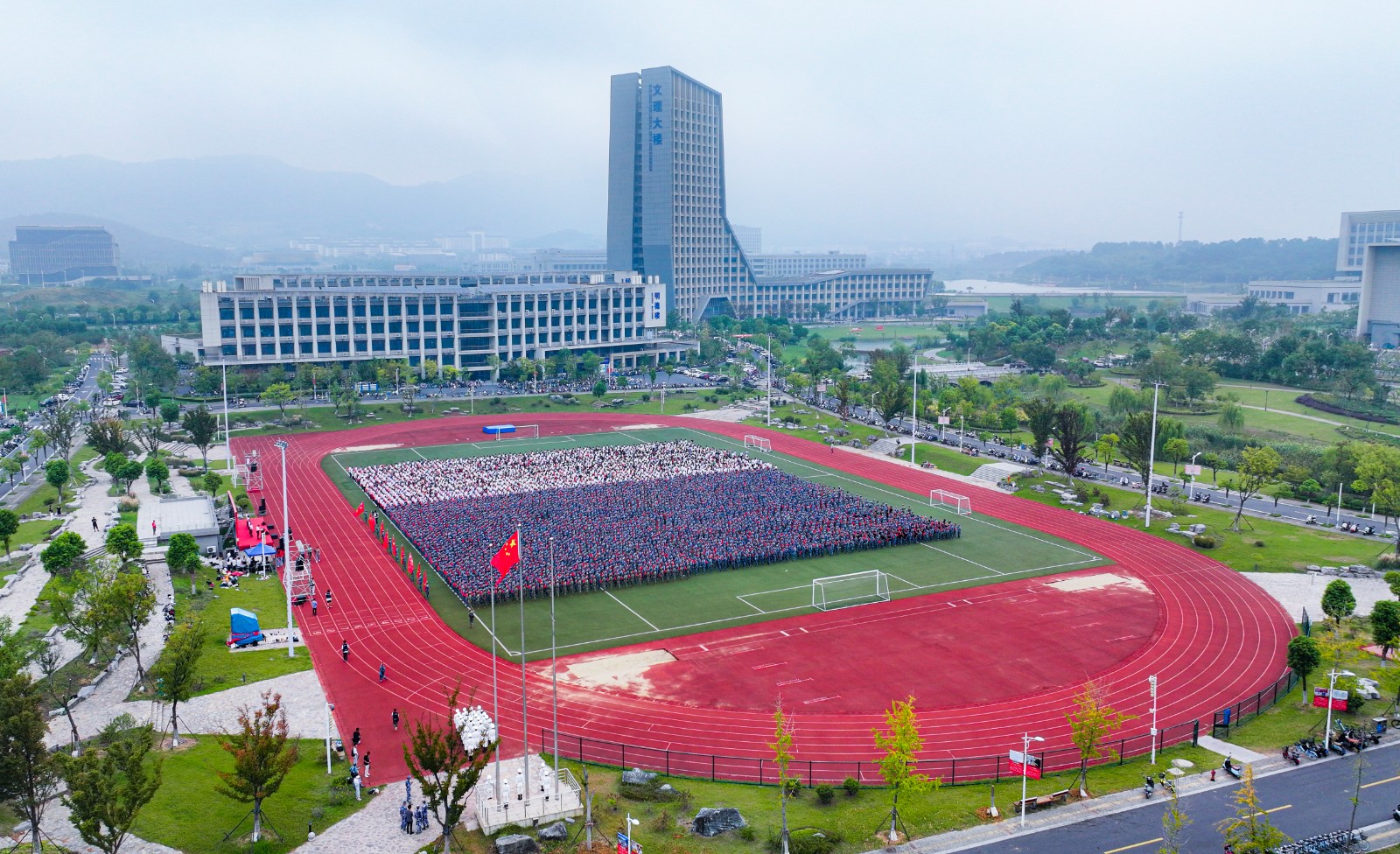 1727685813832107.jpg 1727685813832107.jpg