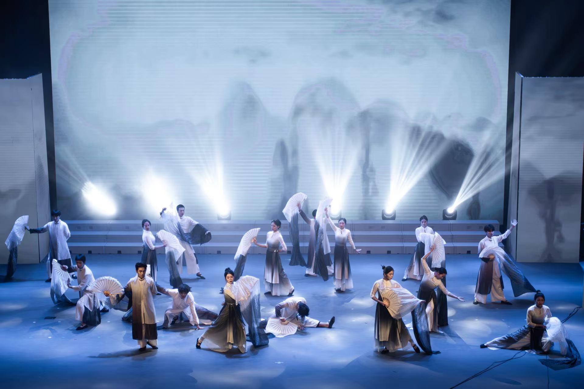 1734666582335895.jpg 1734666582335895.jpg