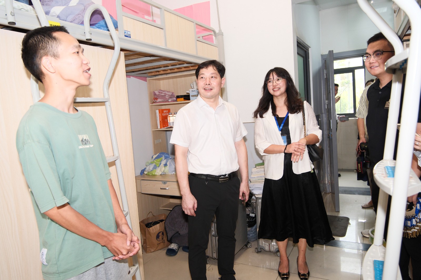 1725713130183767.jpg 1725713130183767.jpg