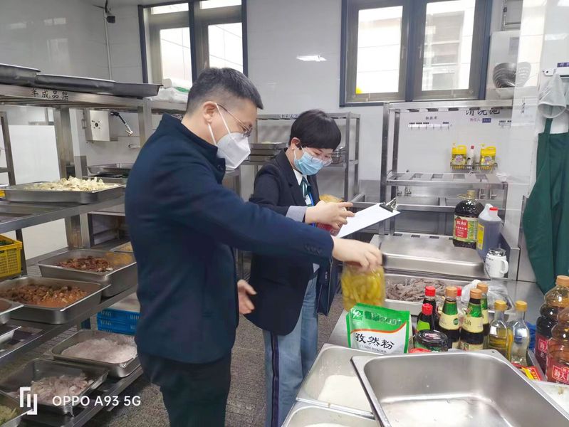 后勤開展春季食品安全專項檢查.jpg