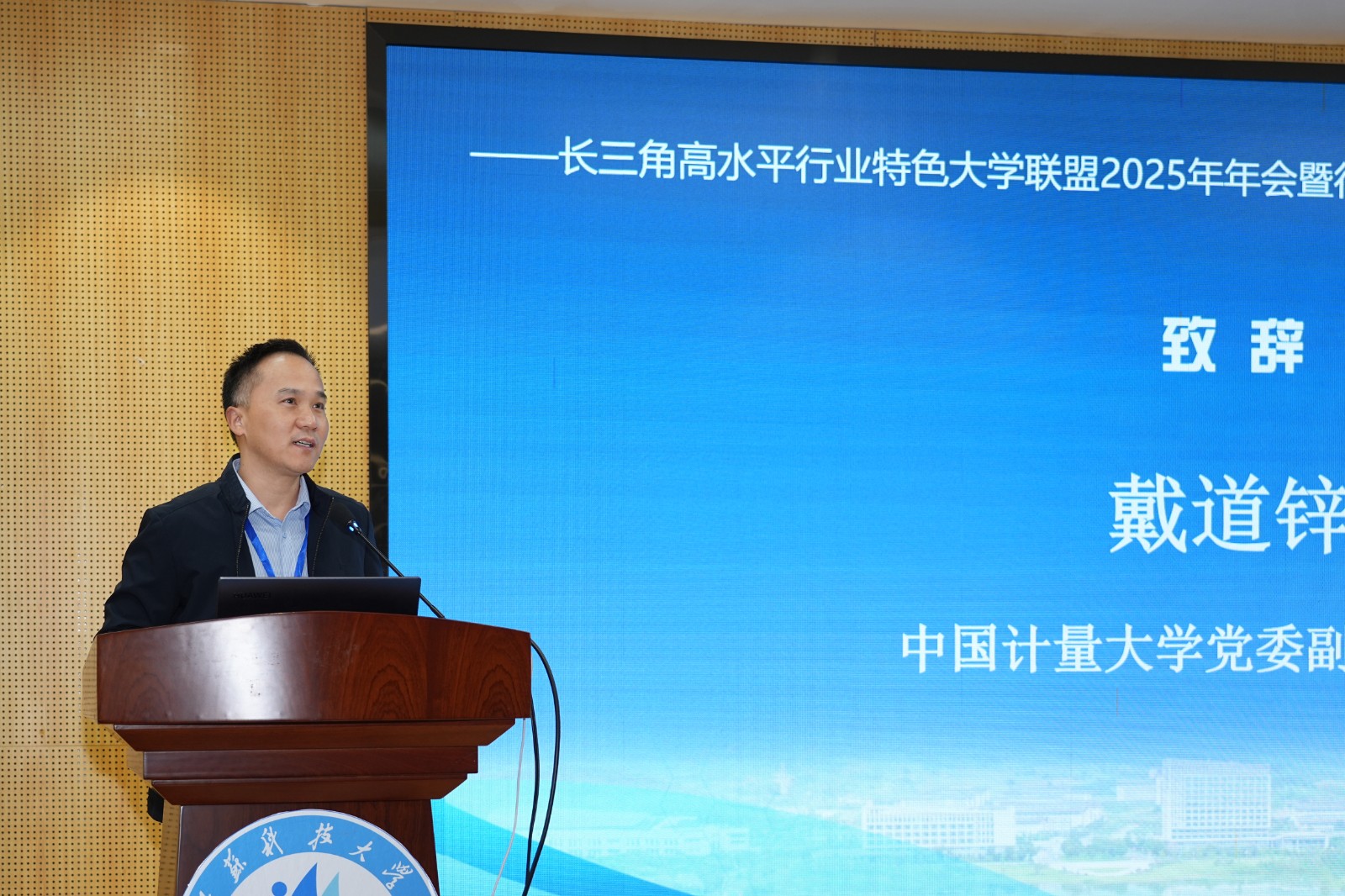 1762136375640182.jpg 1762136375640182.jpg